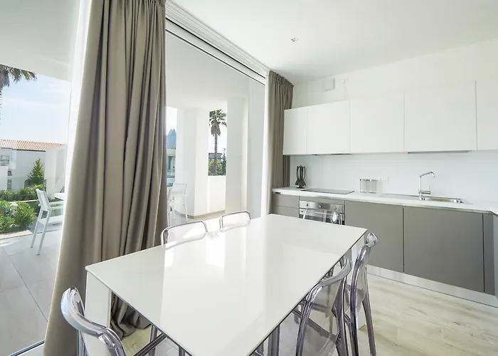 Palms * リド・ディ・イエゾロ