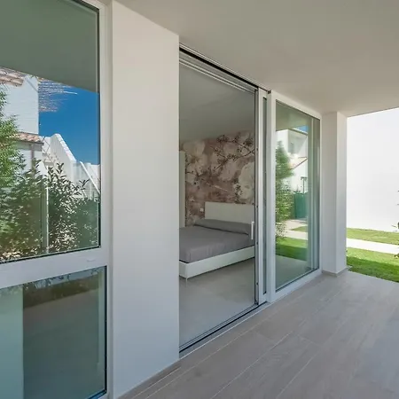 Palms Apartament *