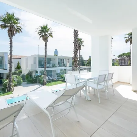 Palms Apartament *
